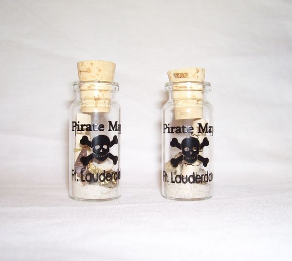 NGH100C Pirate Map in Mini Glass Bottle With Cu...